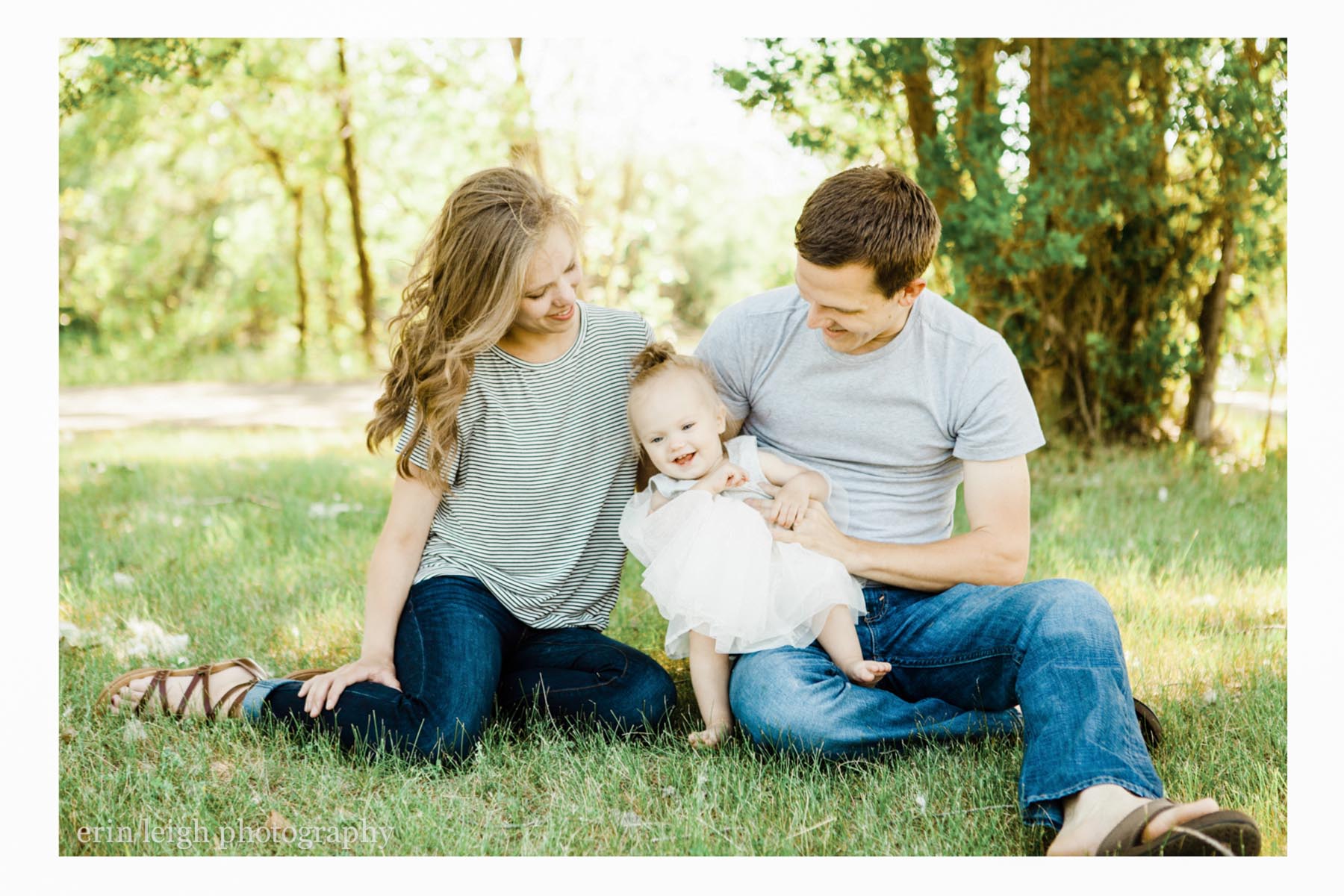summer family of three portrait session
